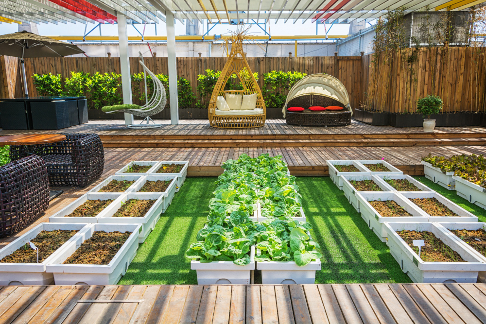 Maximizing Small Outdoor Spaces: Smart Landscaping for Urban Luxury Living